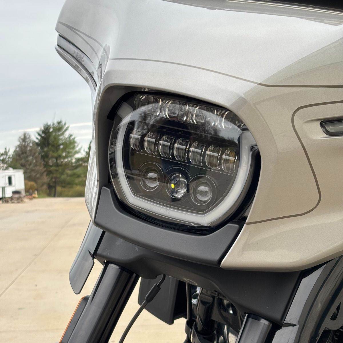 Hogworkz Black HALOMAKER™ LED Headlight for Harley® Street Glide