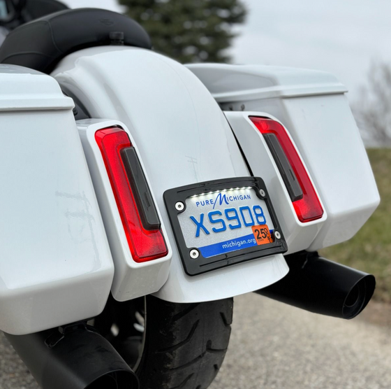 Hogworkz LED License Plate Frame Mount for Harley-Davidson Touring (23.5 to Present - New Fairing Design)