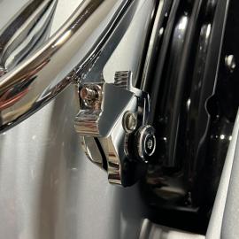 HOGWORKZ Locking Quick Release Clamp Kit for Harley-Davidson® Motorcycles