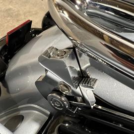 HOGWORKZ Locking Quick Release Clamp Kit for Harley-Davidson® Motorcycles