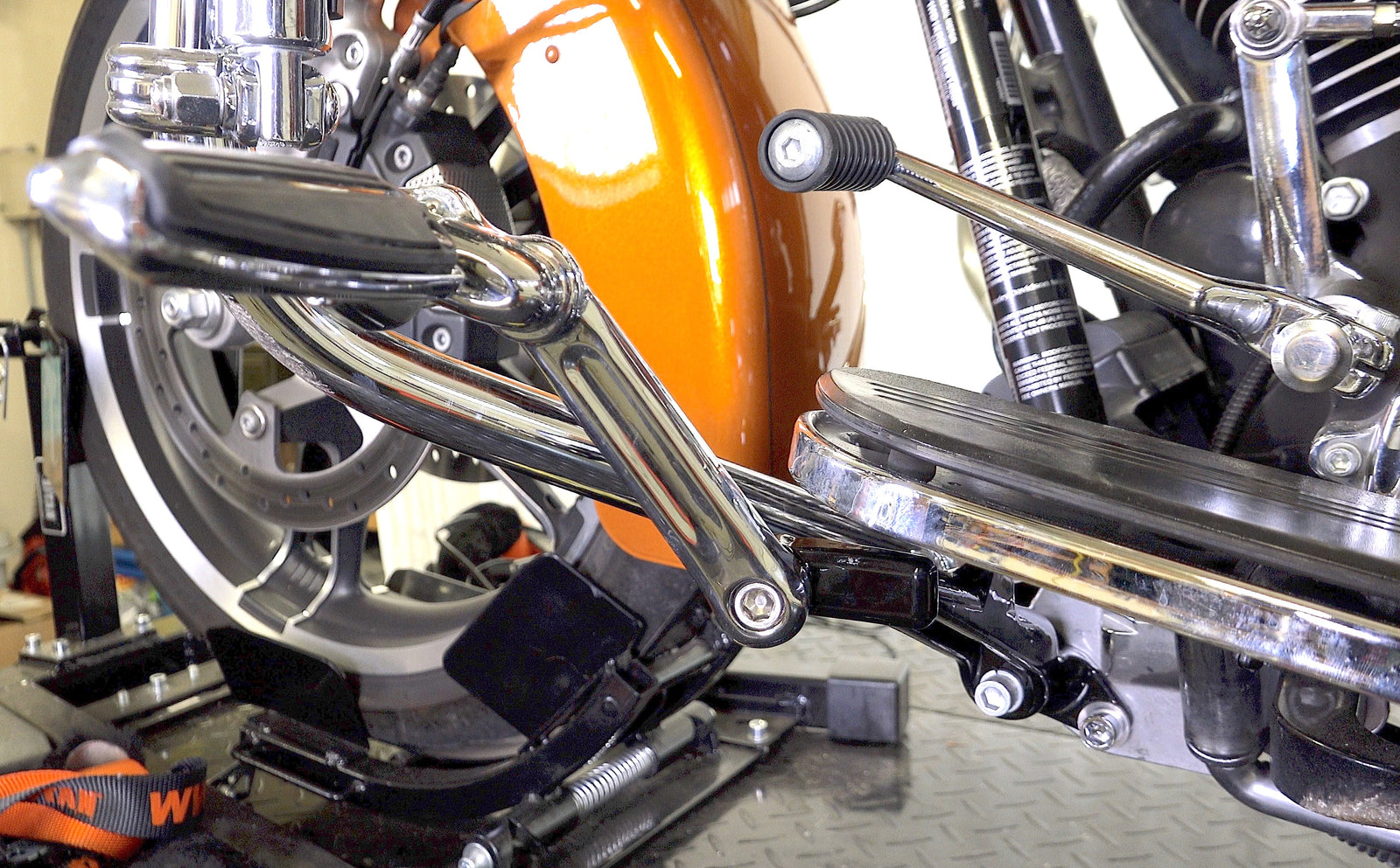 Ciro Highway Adjustable Foot Peg MountsBlack & Chrome Law Abiding Biker